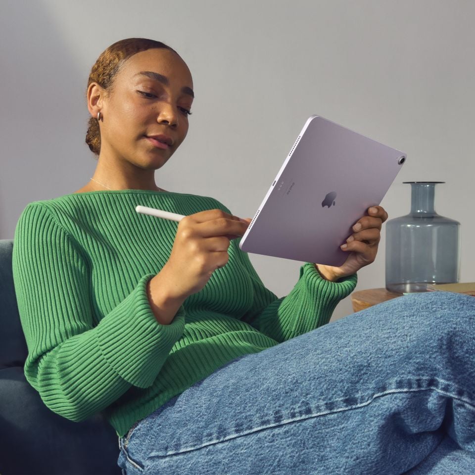 iPad Air 13 inç M2 Wi-Fi 128 GB Yıldız Işığı